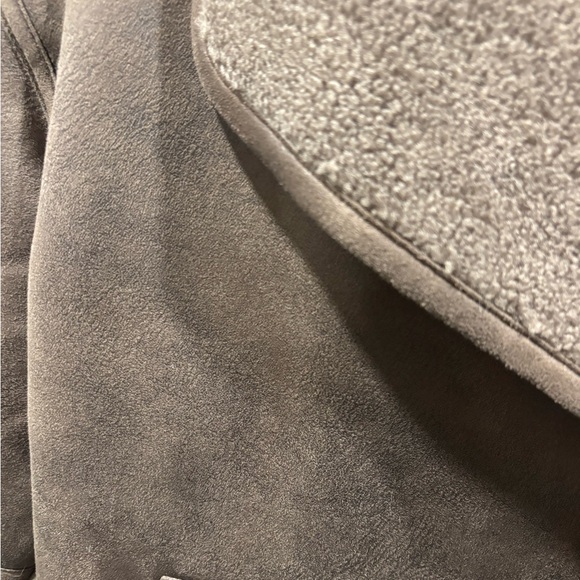 Jacket - Picture 3 of 4